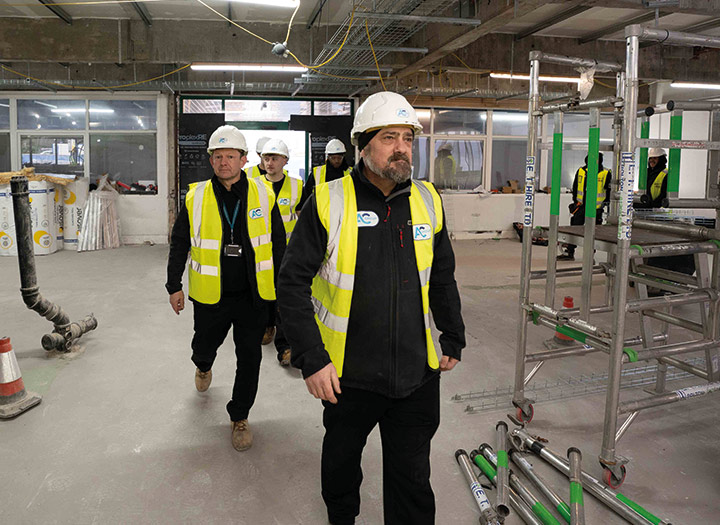 construction-site-managers construction-site-managers