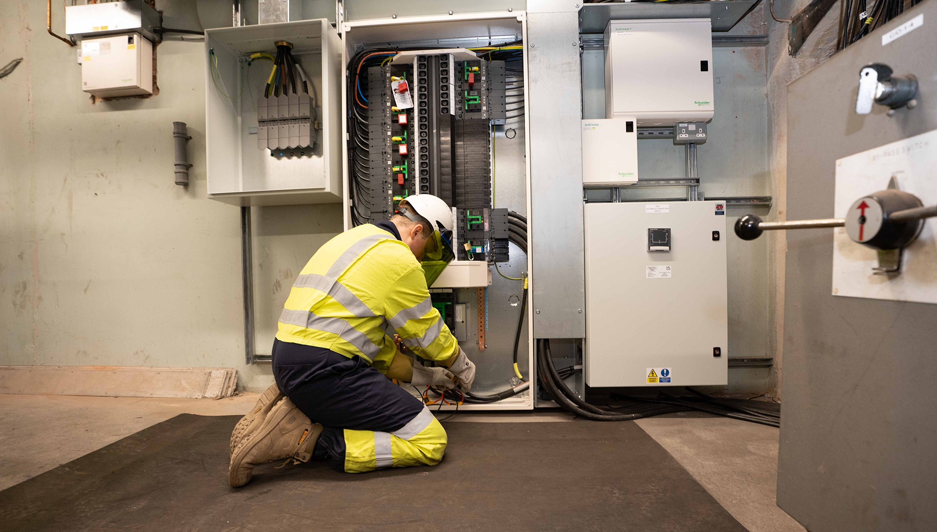 north-manchester-hospital-main-2